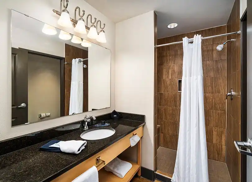 Jacuzzi Suite