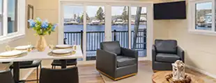 Park Point Marina Inn House Boat